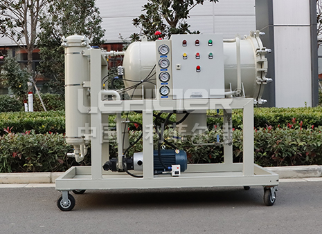 聚結(jié)脫水濾油機(jī)如何更換預(yù)、精過(guò)濾器濾芯？